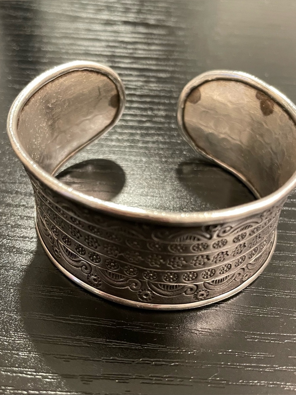 🌟SUNDANCE🌟Silver Embossed Cuff Bracelet